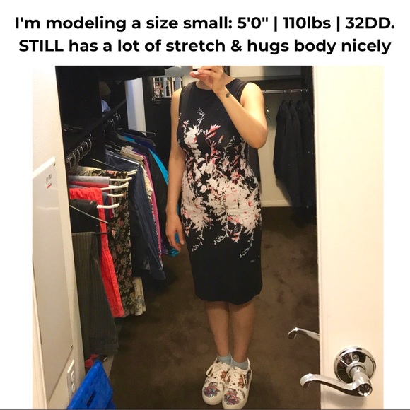 Floral Bodycon Dress - Picture 6 of 7